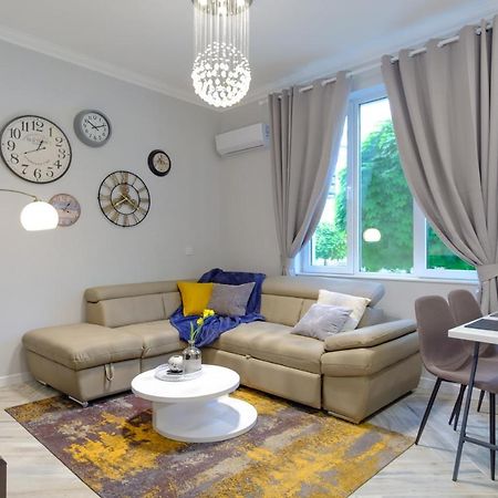 The Olive Green House Burgas Extérieur photo